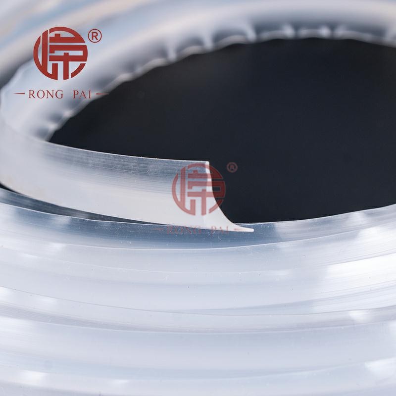 硅膠異型條的產(chǎn)品特點(diǎn)？-常州嶸牌橡塑制品有限公司